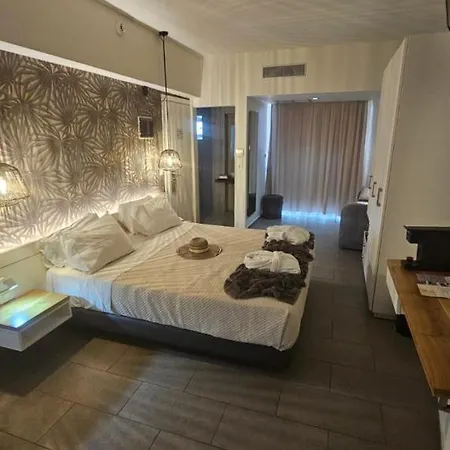 Hotell Atlantis Boutique 4*