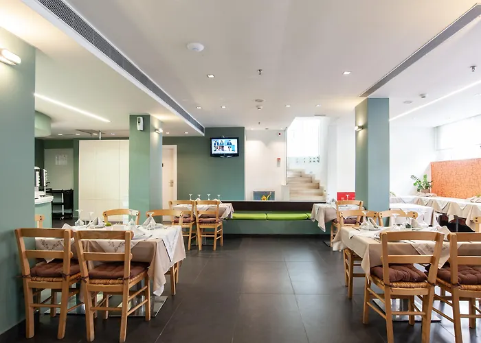 Atlantis Boutique Hotel 4*