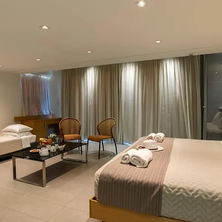 Atlantis Boutique 4*