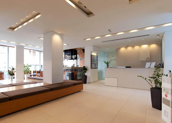 Atlantis Boutique 4*